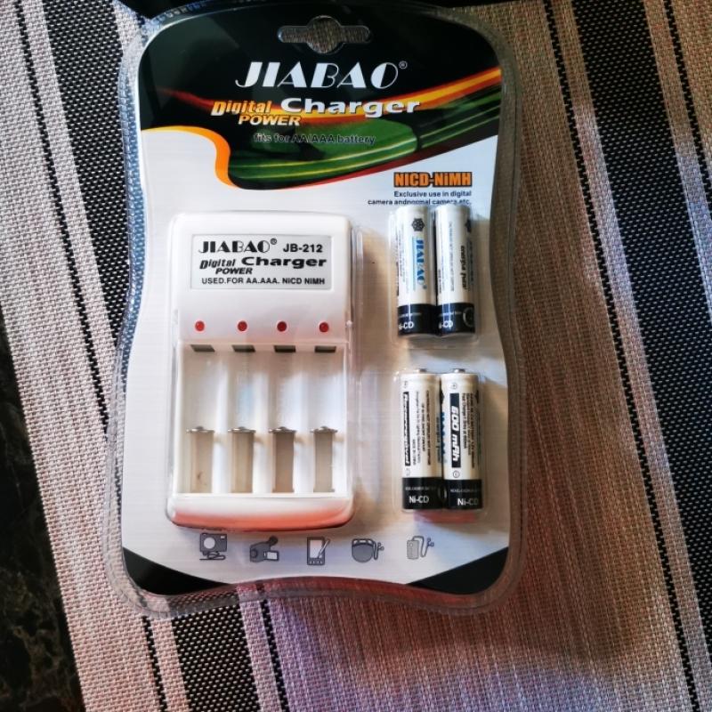 شاحن بطاريات قلم AA/AAA4 حجاره Jiabao Battery Charger AA/AAASet Of Batteries - 4 Pcs (AA)