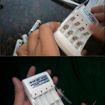 شاحن بطاريات قلم AA/AAA4 حجاره Jiabao Battery Charger AA/AAASet Of Batteries - 4 Pcs (AA)